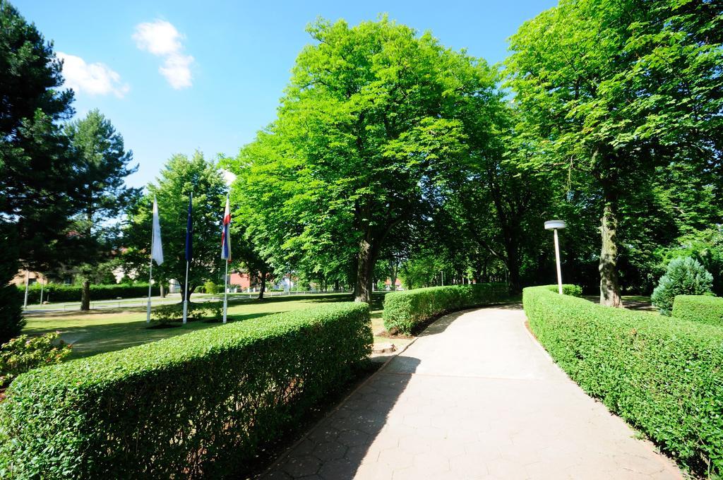 Parkhotel Klueschenberg Plau am See Bagian luar foto