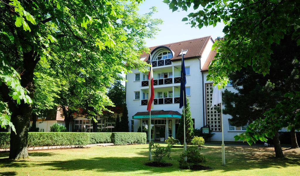 Parkhotel Klueschenberg Plau am See Bagian luar foto
