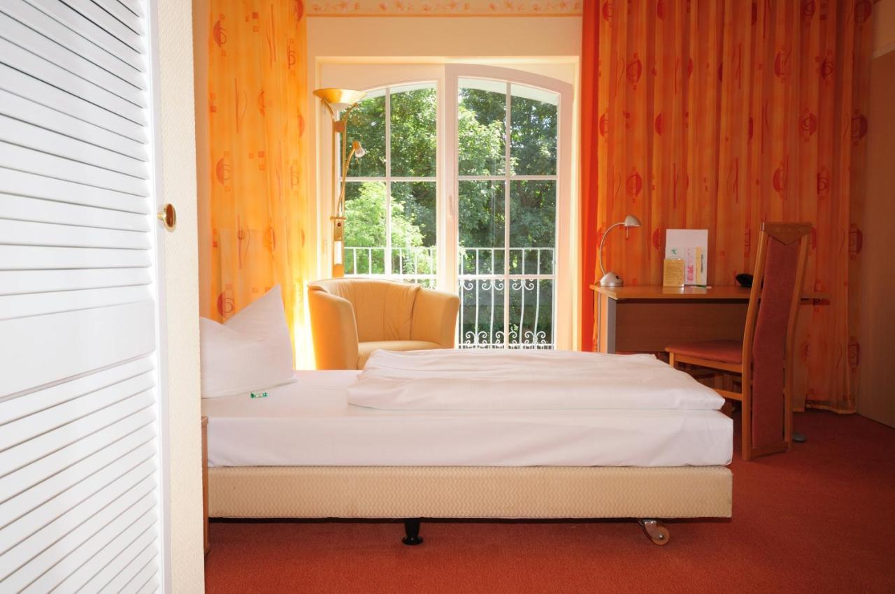 Parkhotel Klueschenberg Plau am See Bagian luar foto