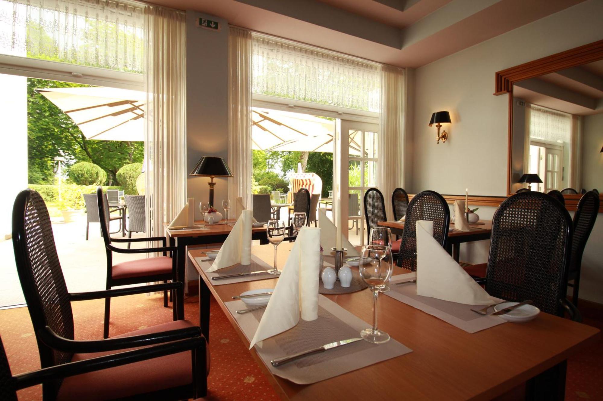 Parkhotel Klueschenberg Plau am See Bagian luar foto